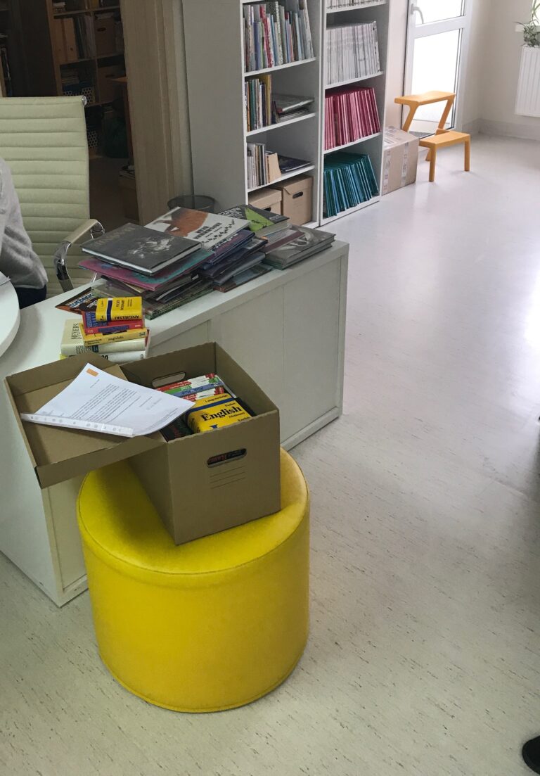 Biblioteka w Śremie wzbogacona o książki z naszej akcji.